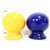 Fiesta yellow/cobalt shaker set