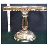 EAPG good luck horseshoe cake stand