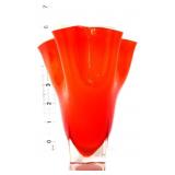 Art glass 6in red/clear handkerchief vase