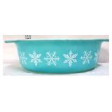 Vntg Pyrex #043 turquoise snowflake dish