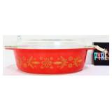 Vtg Pyrex #045 golden poinsettia dish w/ lid