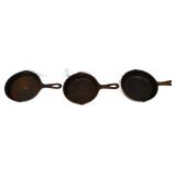 Lot of 3 cast iron skillets