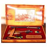 Edison Giocattoli double barrel cap gun set in box