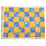 Vntg yellow/blue baby quilt