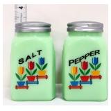 Pair jadeite salt/pepper shakers w/ tulips