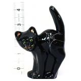 Fenton 4in black Scaredy Cat w/ spiderweb