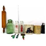 Mixed estate lot, inc wood rolling pin