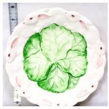 Vntg white rabbits plate w/ cabbage leaf center