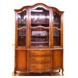 Vintage Drexel 1 piece French china cabinet