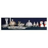 Mixed estate lot, inc salt & pepper shakers