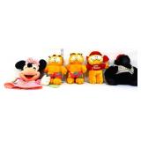 Lot of 5 plush toy items
