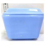 Vntg Pyrex delphite blue fridge dish w/ lid
