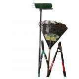 4 Piece Garden Tool Accessories Lot
