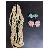 White Necklace & Four Hair Clip Flowers