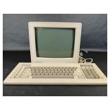 Vintage Commodore 1402 Monitor & Keyboard