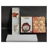 Christopher Radko Presents Picture Frame & Brooch