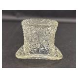 Daisy & Button Clear Glass Top Hat Figurine