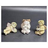 Pair of Cherub Angels Holding Chickens & Cherub