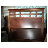 Solid Wood Queen Bed Solid Wood Queen Bed