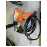 BLACK AND DECKER 1/2" DRILL BLACK AND DECKER 1/2" DRILL