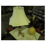 2 LAMPS 2 LAMPS
