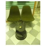 2 CHAIRS AND A STOOL 2 CHAIRS AND A STOOL