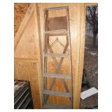 5FT WOODEN LADDER