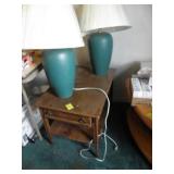 END TABLE, 2 LAMPS END TABLE, 2 LAMPS