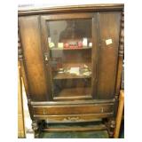 ANTIQUE HUTCH