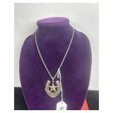 HORSESHOE STAR PENDENT & NECKLACE