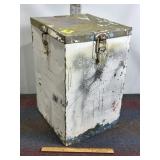 METAL MILITARY STORAGE BOX, 19" T X 12" L X 13 3/4