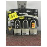 3 NEW MASTER LOCKS W/ KEY