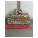 VINTAGE DRITZ WICKER SEWING BASKET