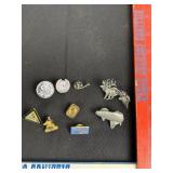 SEVERAL WILDLIFE & ADVERTISING PINS