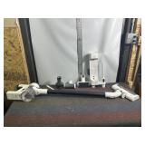 ILOOP CORDLESS VACUUM W/ ATTACHMENTS, TESTED