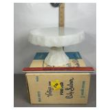 ANCHOR HOCKING FOOTED CAKE SALVER IN BOX
