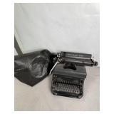 REMINGTON RAND VINTAGE TYPEWRITER