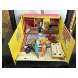1962 BARBIE DREAM HOUSE W/ ACCESSORIES, DOLLS
