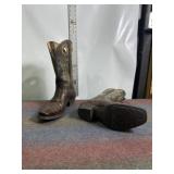 ARIAT SZ 10 DARK BROWN COWBOY BOOTS