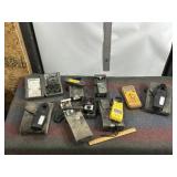 SEVERAL SNAPPER CLAMP METERS, DIGITAL THERMOMETER
