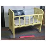 VINTAGE METAL CHILDS TOY DOLL CRIB