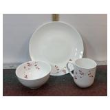 GOURMET BASICS BY MIKASA RED BERRIES DISH SET