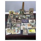 30 COUPLES COURTSHIP VINTAGE & ANTIQUE POST CARDS