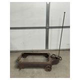 ANTIQUE CAST IRON SCALE FRAME BASE, MISSING WHEEL