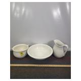 PITCHER & BOWL SET, CHAMBER POT - NO LID