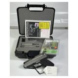 KAHR PM40 - .40CAL W/ 3 MAGAZINES, CASE
