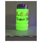 BUTTE, MONTANA HEAVY CUSTARD GLASS SOUVENIR SHAKER