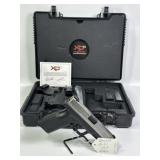 SPRINGFIELD XD-40 .40 CAL PISTOL IN CASE, LIKE NEW