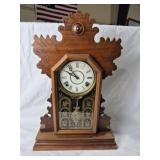 ANTIQUE INGRAHAM PARLOR CLOCK (WORKING)