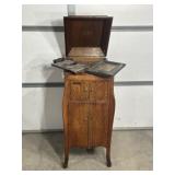 ANTIQUE VICTOR TALKING MACHINE CABINET, ONLY
